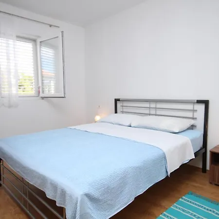 With A Parking Space Seline, Paklenica - 6439 Apartment Starigrad Paklenica